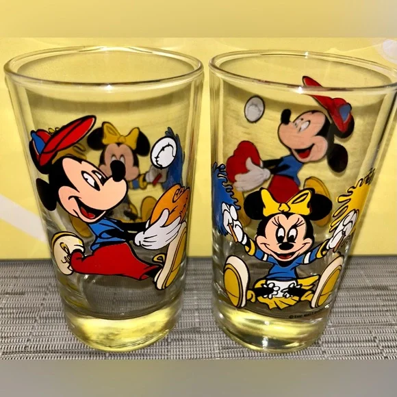 Disney Dining The Walt Disney Company Mickey Mouse Minnie